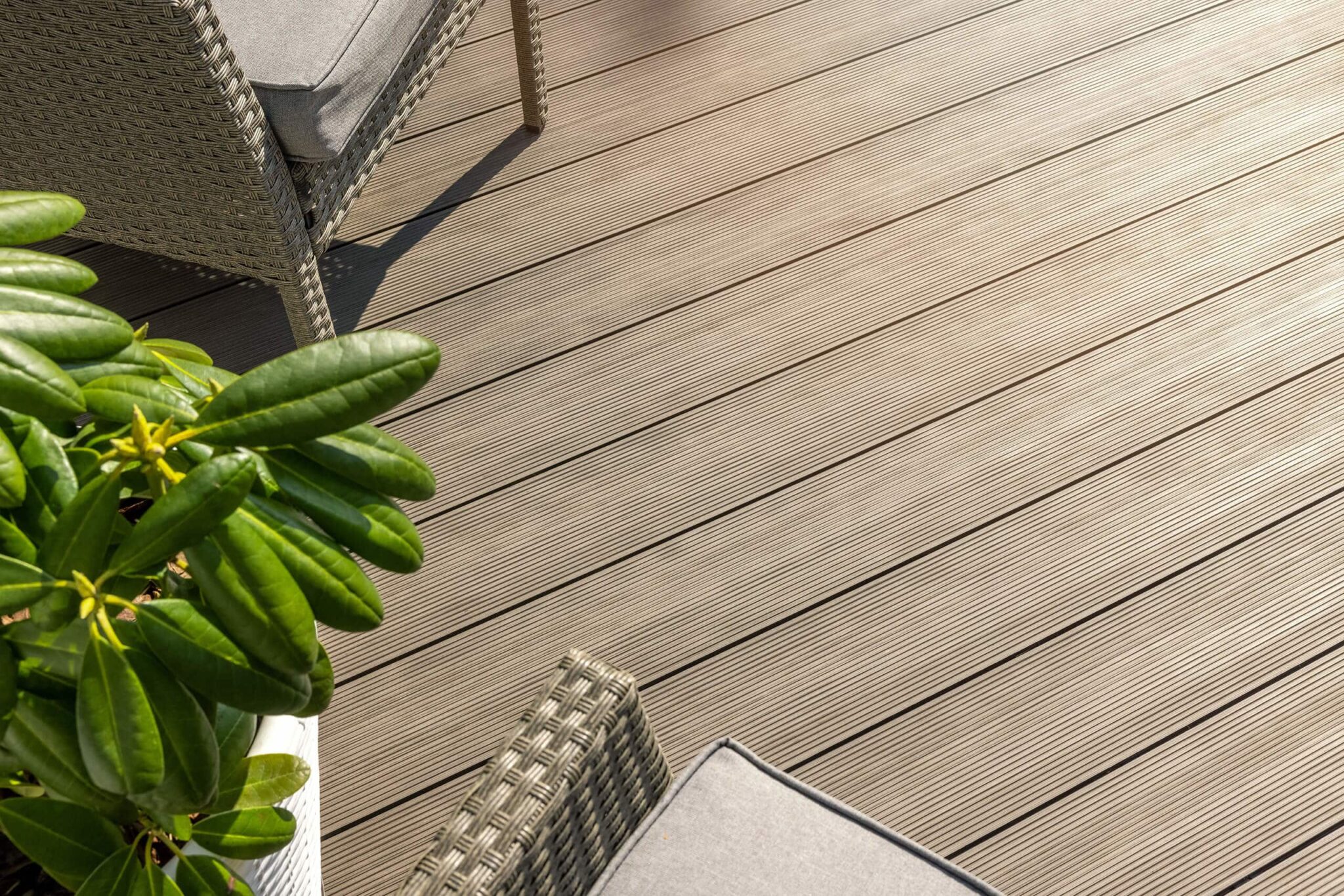 Composite deck Mullica Hill NJ – Legacy Contracting
