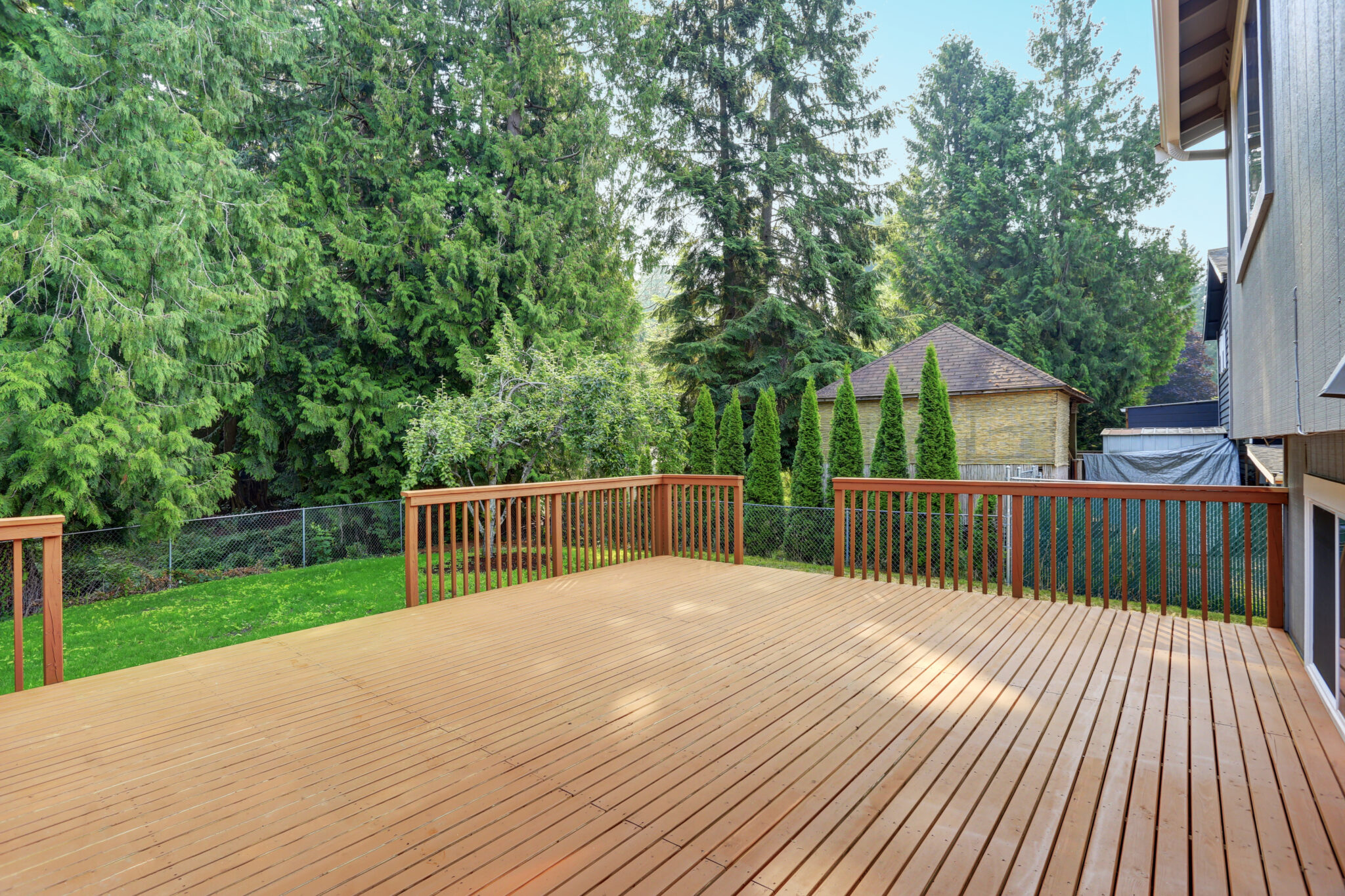 Deck builder Sewell NJ – Legacy Contracting