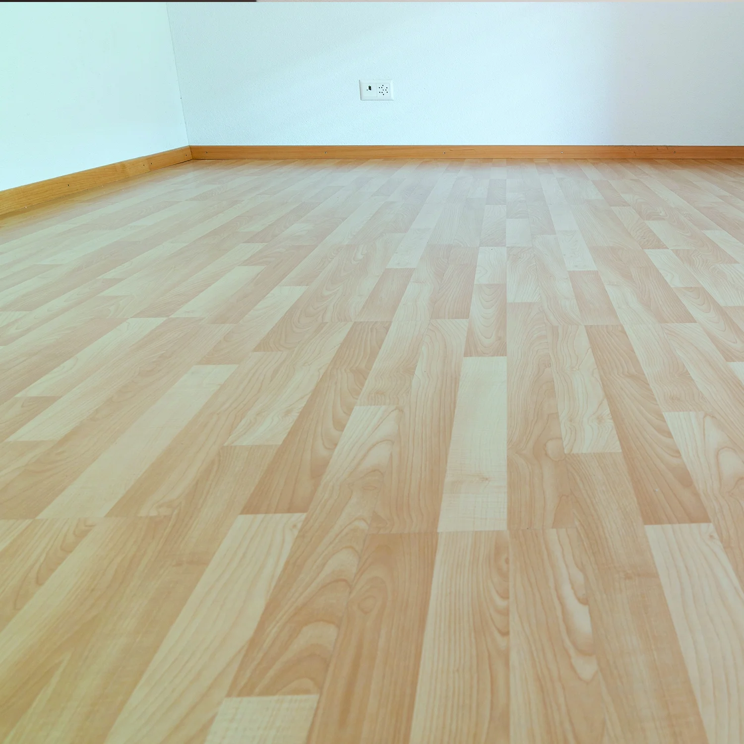 Flooring Contractor near me, Affordable Flooring Contractor installation, Custom Flooring Contractor installation